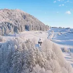 Pri Kastieli Private Mountain Nature Retreat * Necpaly