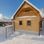 Pri Kastieli Private Mountain Nature Retreat Ferienhaus Necpaly