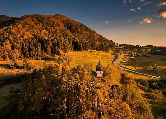 Dom wakacyjny Chata pri Kaštieli Longevity Nature Retreat