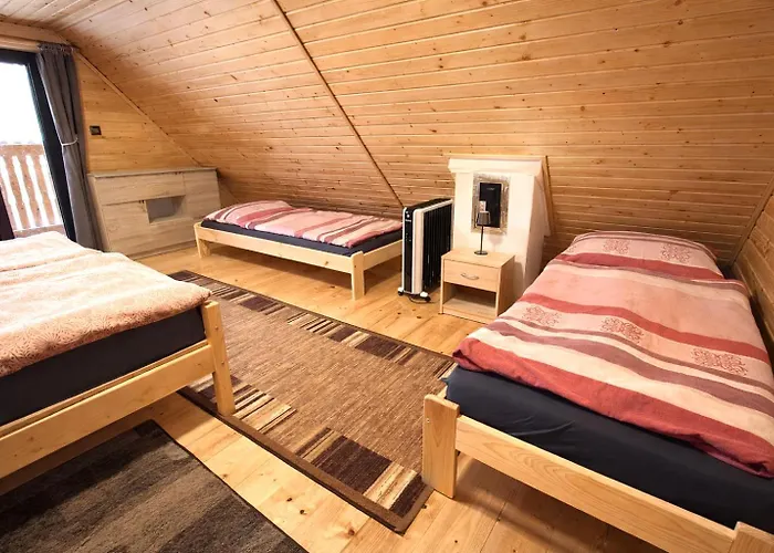 Chata pri Kaštieli Longevity Nature Retreat * Necpaly