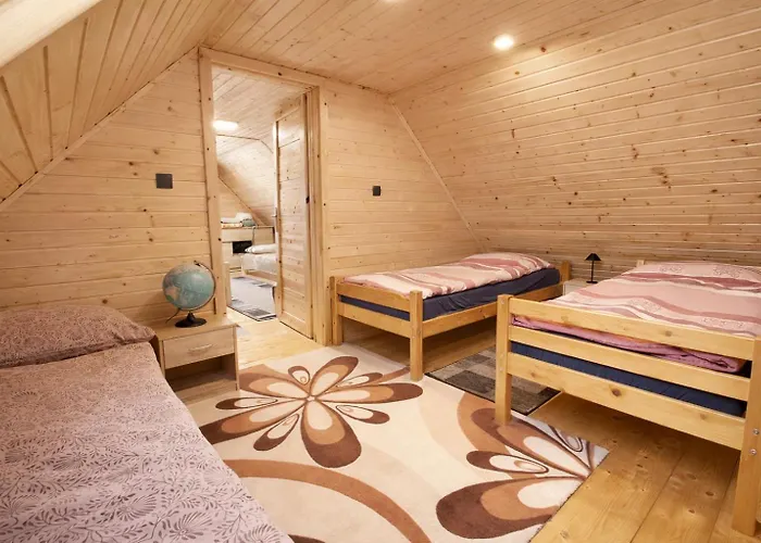 Chata pri Kaštieli Longevity Nature Retreat * Necpaly