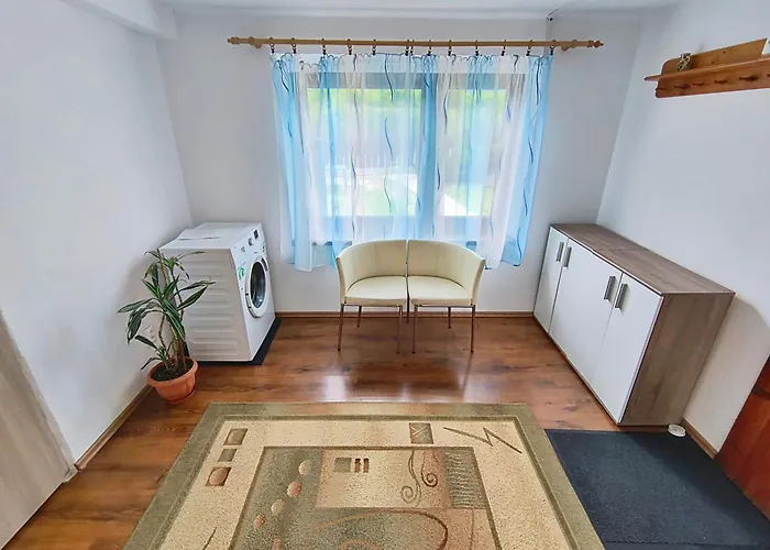 Chata pri Kaštieli Longevity Nature Retreat *