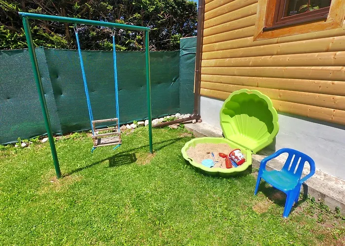 Chata pri Kaštieli Longevity Nature Retreat *