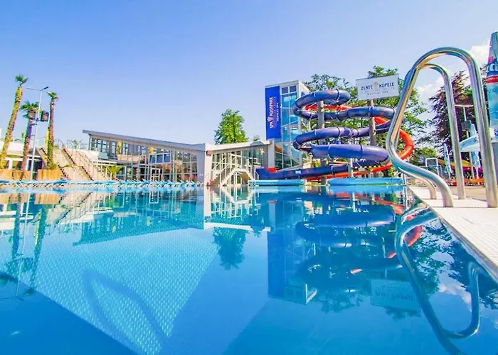 Chata pri Kaštieli Longevity Nature Retreat * Necpaly